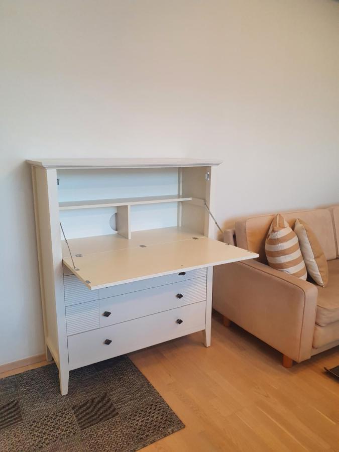 Moderni, Viihtyisae Pikkukaksio Saunalla Pori Exterior foto